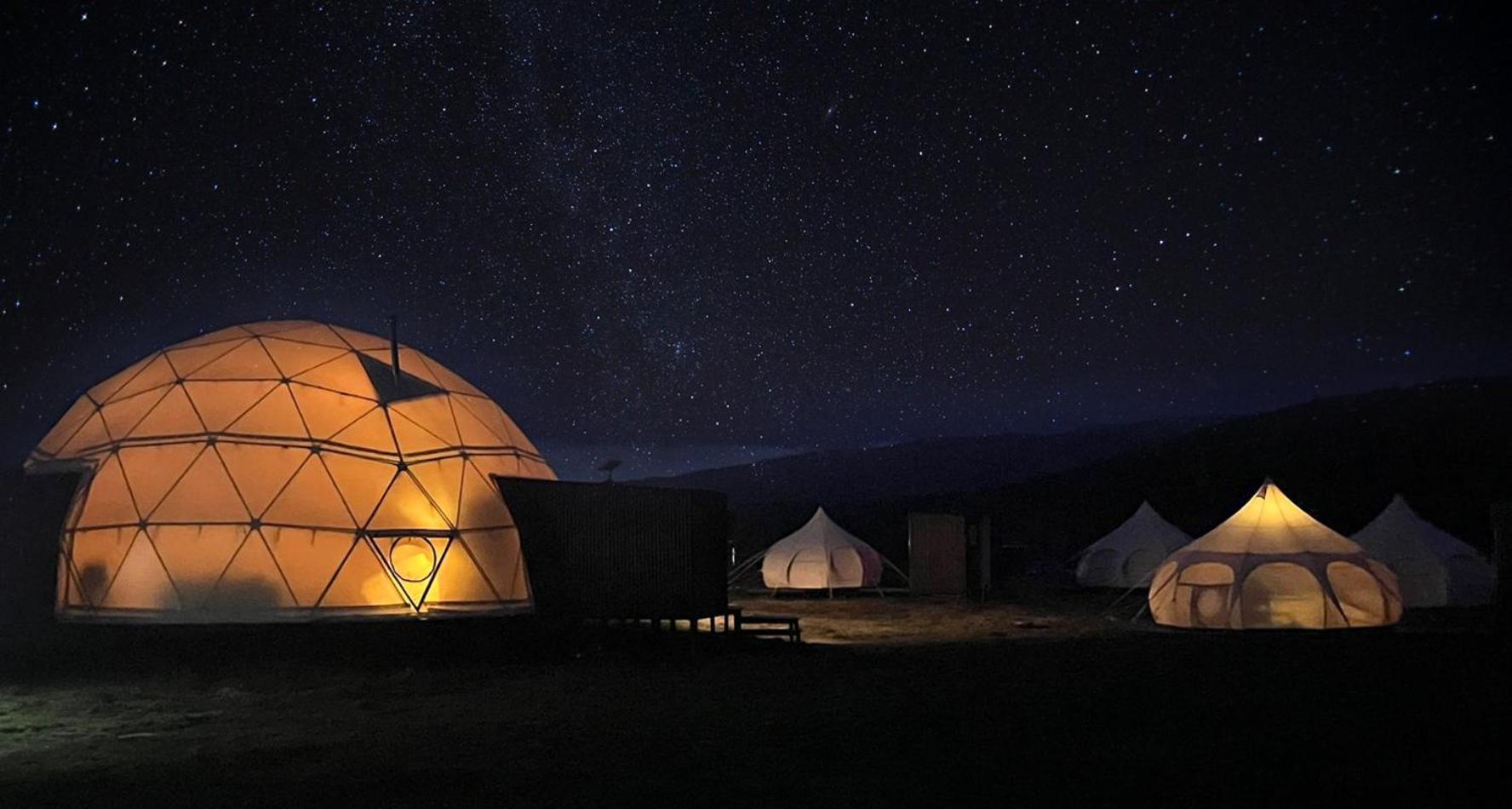 Chilenativo Riverside Camp Торрес-дель-Пайне Экстерьер фото